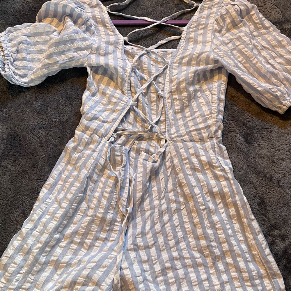 Romper - Picture 2 of 4